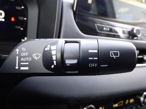 New 2026 Mitsubishi Outlander SE image 19