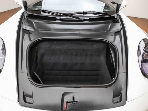Used 2024 Porsche 911 Carrera S image 27