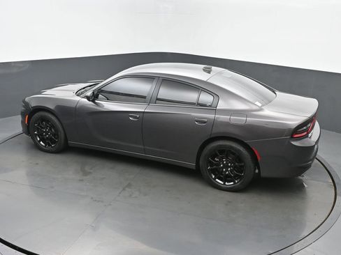Used 2017 Dodge Charger SXT AWD/4WD image 37