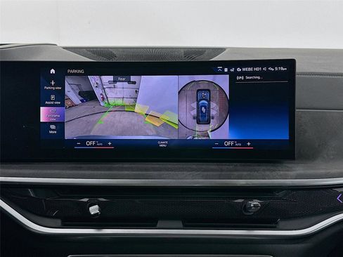 Used 2023 BMW X7 xDrive40i w/ Premium Package image 14