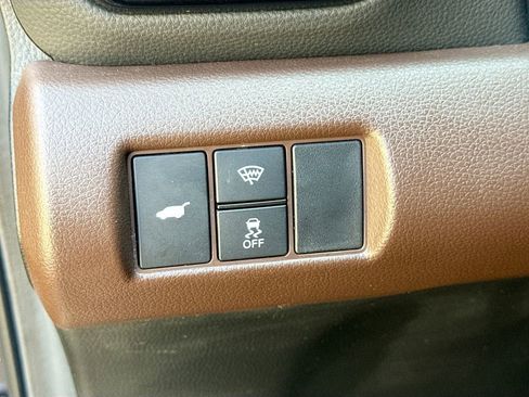 Used 2025 Honda Pilot Elite image 10