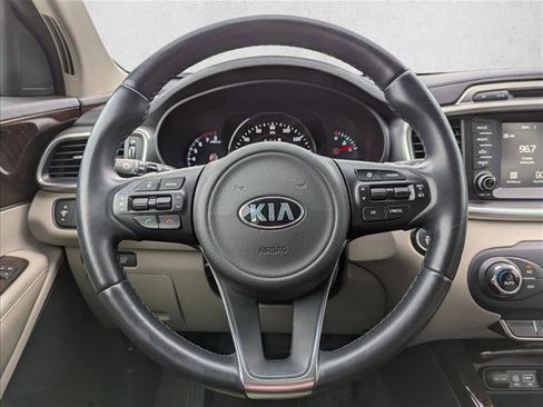 Used 2017 Kia Sorento EX w/ EX Premium Package image 15