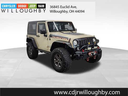 Used 2017 Jeep Wrangler Rubicon AWD/4WD image 3