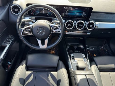 Certified 2020 Mercedes-Benz GLB 250 4MATIC image 17