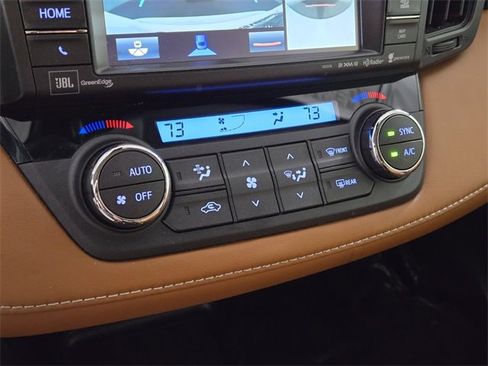 Used 2018 Toyota RAV4 Limited w/ Advanced Technology Package image 36