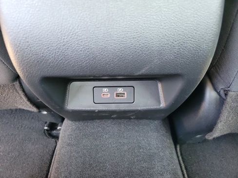 Used 2025 Nissan Altima 2.5 SV image 11