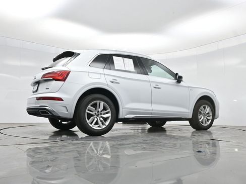 Used 2023 Audi Q5 2.0T Premium w/ Convenience Package AWD/4WD image 48