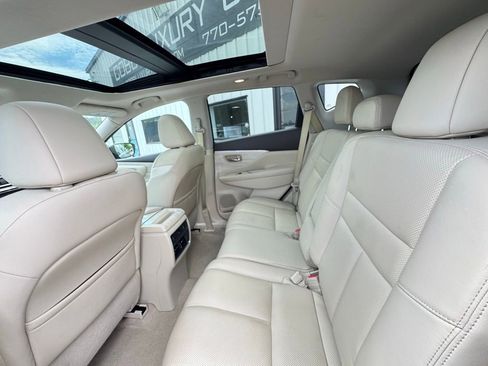 Used 2015 Nissan Murano Platinum w/ Platinum Technology Package FWD image 13