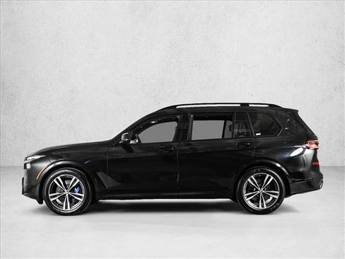 Used 2025 BMW X7 xDrive40i w/ Executive Package image 9