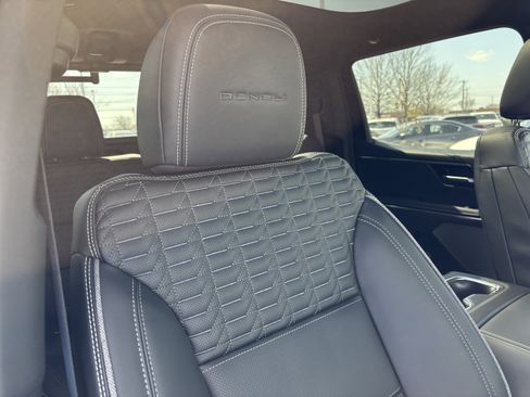 Used 2024 GMC Sierra EV Denali image 10