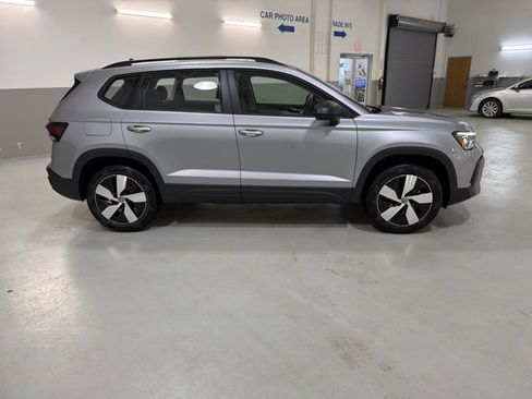 New 2026 Volkswagen Taos S image 10