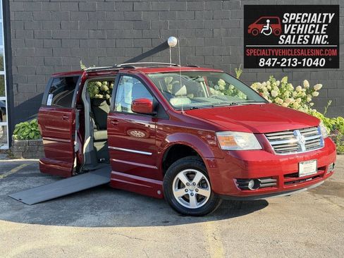 Used 2008 Dodge Grand Caravan SXT FWD image 3