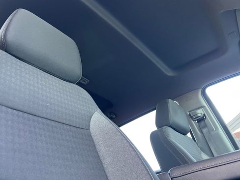 Used 2022 GMC Sierra 1500 Elevation image 21