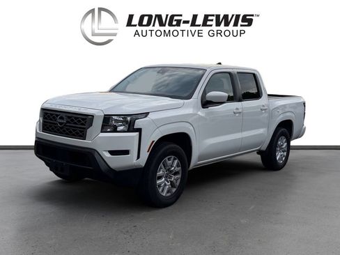 Used 2022 Nissan Frontier SV AWD/4WD image 1