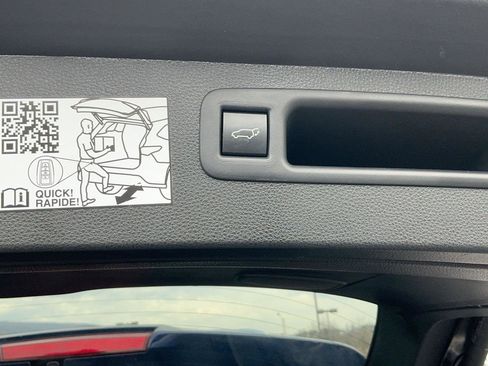 Used 2022 Toyota Highlander Platinum image 34