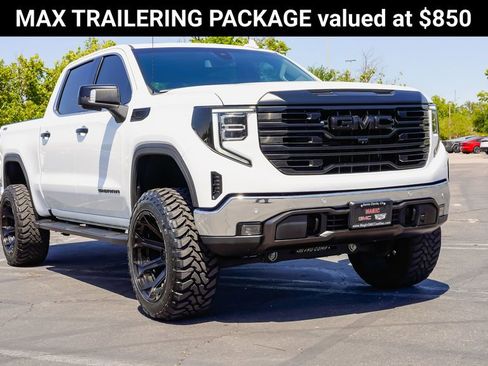 Used 2022 GMC Sierra 1500 SLT w/ SLT Premium Plus Package AWD/4WD image 7