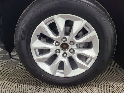 Used 2021 Chevrolet Silverado 1500 Custom image 15