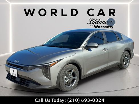 New 2026 Kia K4 LXS image 7