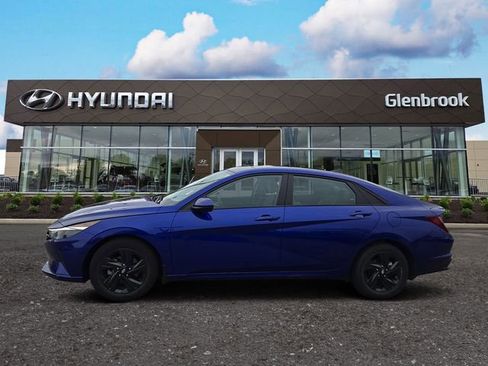 Used 2023 Hyundai Elantra SEL FWD image 1