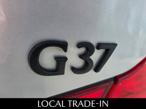 Used 2012 INFINITI G37 Journey w/ Premium Pkg RWD image 6
