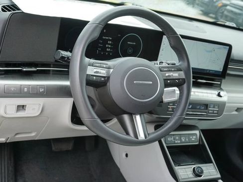Used 2024 Hyundai Kona SEL w/ Convenience Package AWD/4WD image 11