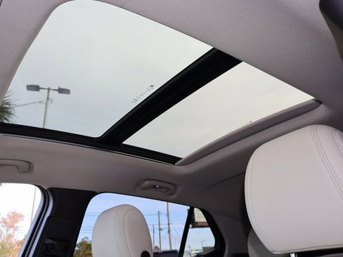 Certified 2023 Buick Encore GX Essence w/ Experience Buick Package image 26