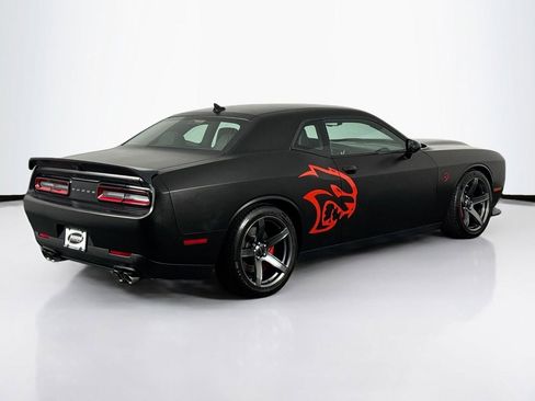Used 2021 Dodge Challenger SRT Hellcat w/ Plus Package image 6
