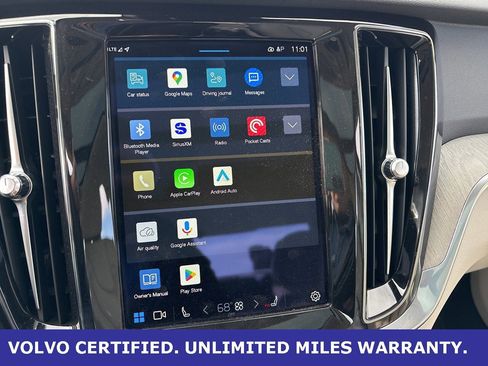 Certified 2023 Volvo S60 B5 Plus image 19