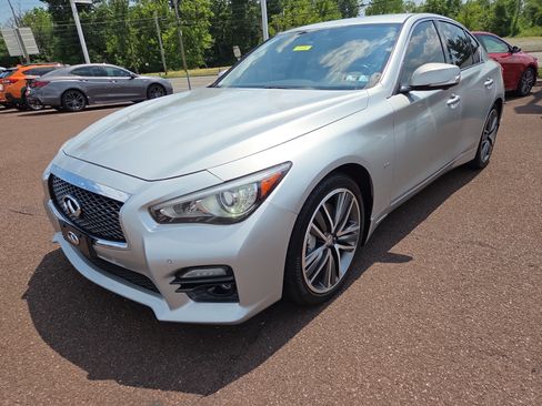 Used 2015 INFINITI Q50 AWD w/ Technology Package image 7