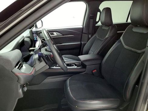 Used 2025 Ford Explorer ST w/ Sun And Sound Package image 10