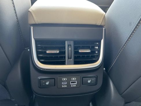 Used 2025 Subaru Outback Limited w/ Popular Package #2 AWD/4WD image 13