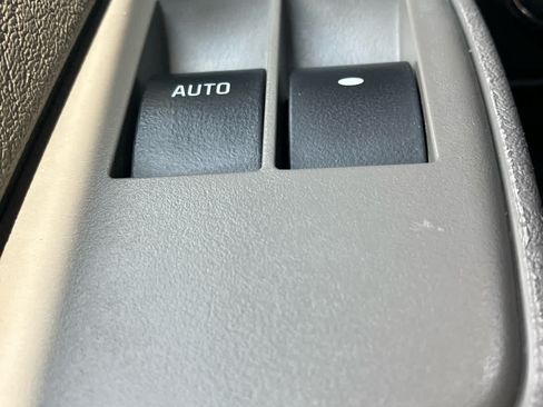 Used 2022 GMC Savana 2500 w/ Driver Convenience Package RWD image 14