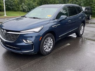 Used 2022 Buick Enclave Essence AWD/4WD video 1