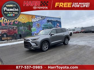 Used 2025 Toyota Grand Highlander FWD video 1