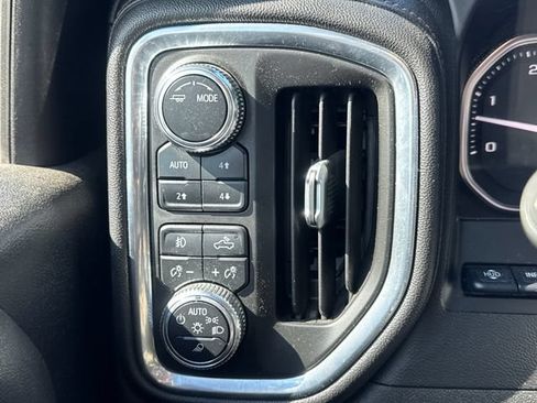 Used 2021 GMC Sierra 2500 AT4 w/ AT4 Premium Plus Package AWD/4WD image 25