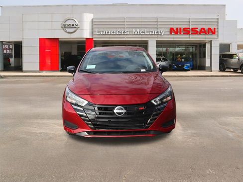 New 2025 Nissan Versa SR w/ Trunk Package image 8