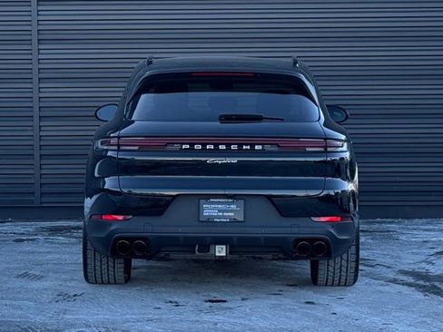 Certified 2025 Porsche Cayenne image 6