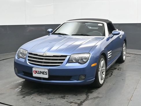 Used 2005 Chrysler Crossfire Limited RWD image 5