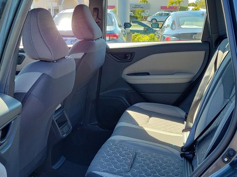 Certified 2025 Subaru Forester image 14