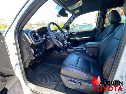 Used 2023 Toyota Tacoma TRD Sport AWD/4WD image 32
