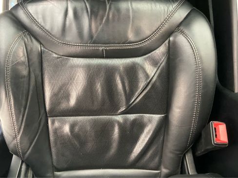 Used 2022 Ford Explorer Platinum w/ Equipment Group 601A image 46