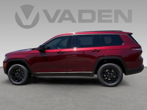 New 2026 Jeep Grand Cherokee L 2WD image 2