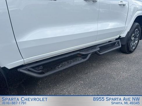 Used 2023 Chevrolet Colorado LT w/ LT Convenience Package III AWD/4WD image 9