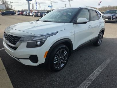 Used 2023 Kia Seltos LX