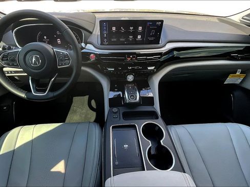 Used 2025 Acura MDX w/ Technology Package image 2