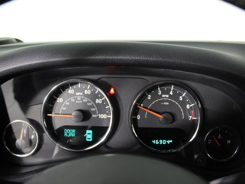 Used 2018 Jeep Wrangler Sport image 17