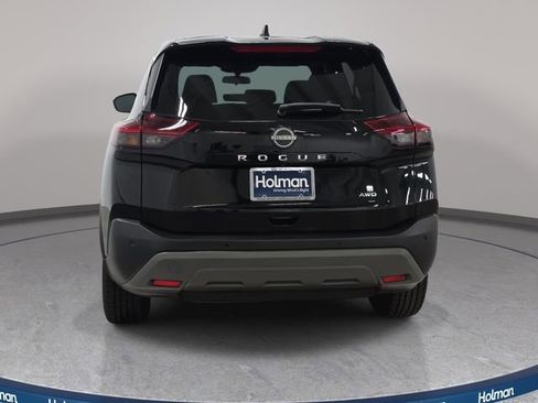 Used 2023 Nissan Rogue S AWD/4WD image 7