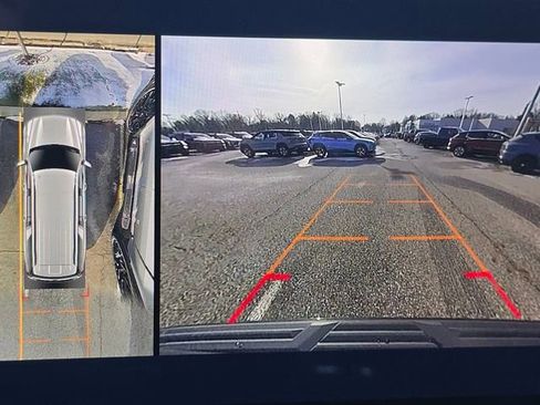 New 2026 Chevrolet Suburban LS image 4