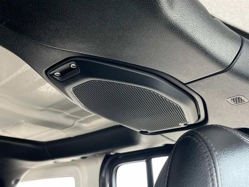 Used 2021 Jeep Wrangler Unlimited Sahara image 23