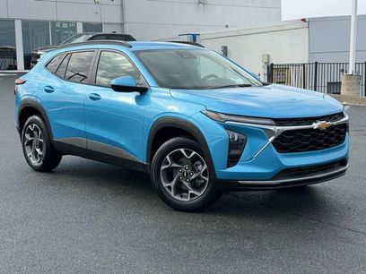 New 2026 Chevrolet Trax LT w/ Driver Confidence Package